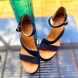 Tom’s Wedge Sandals (7)